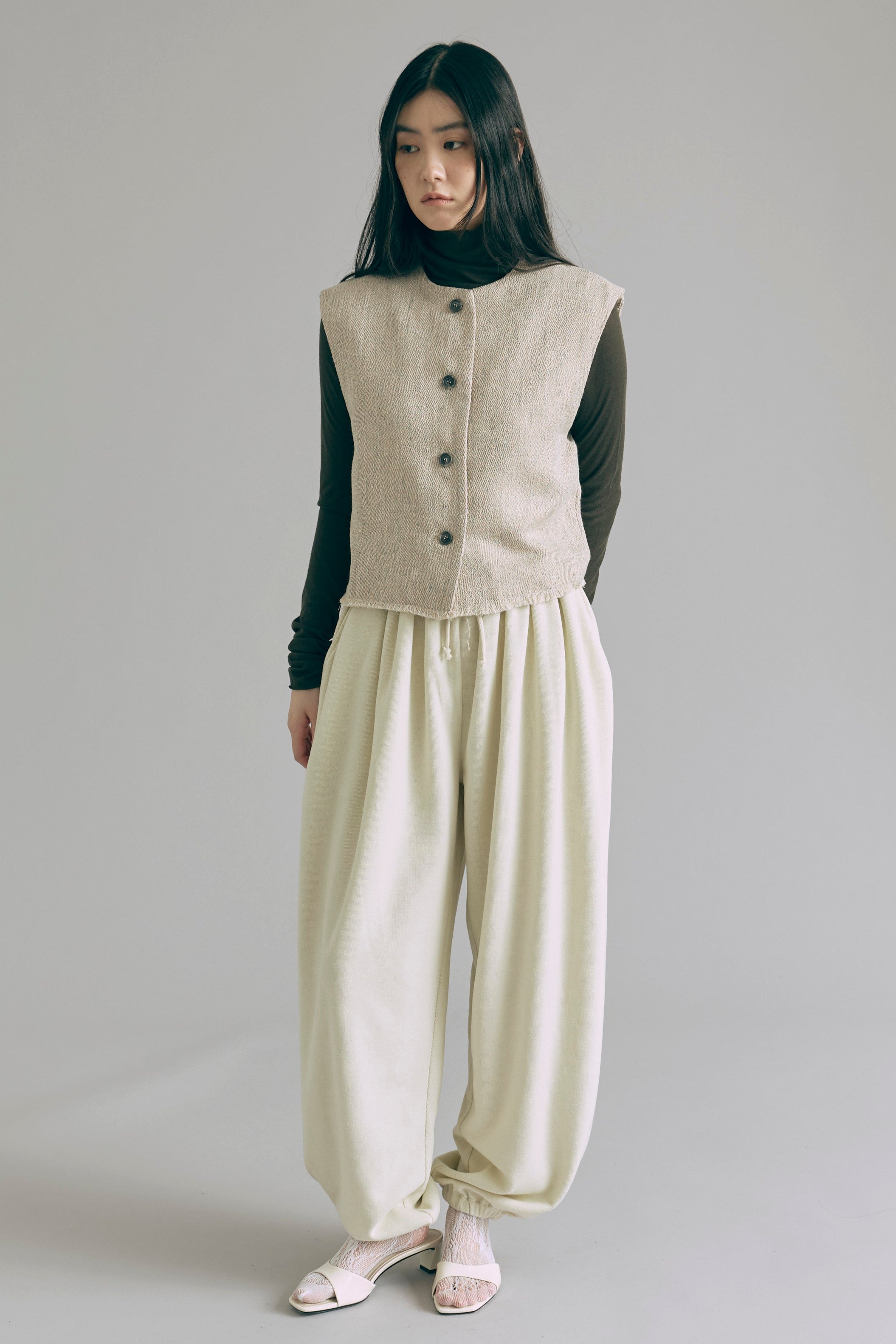 Cropped Tweed Gilet