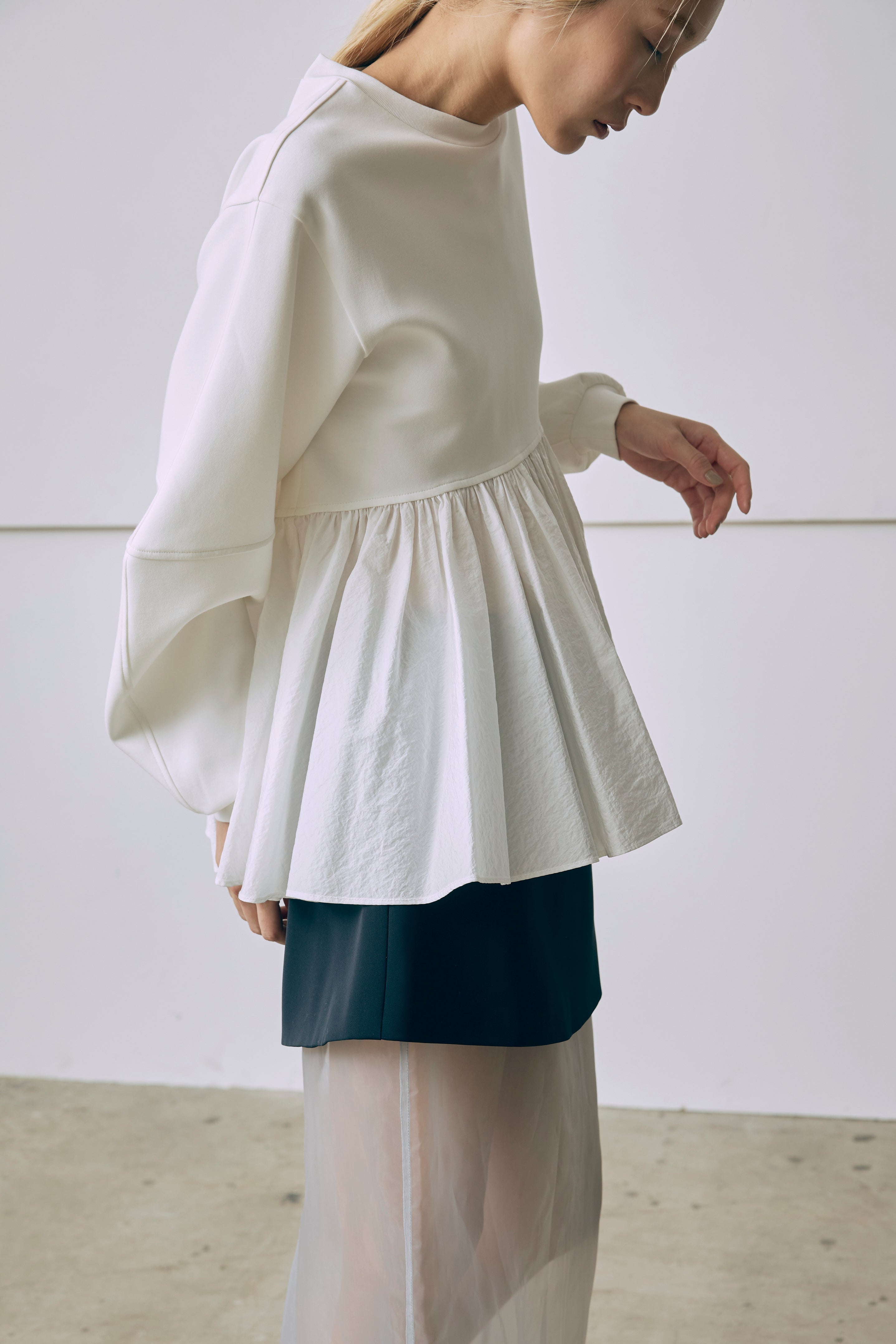 Bonding Peplum Top