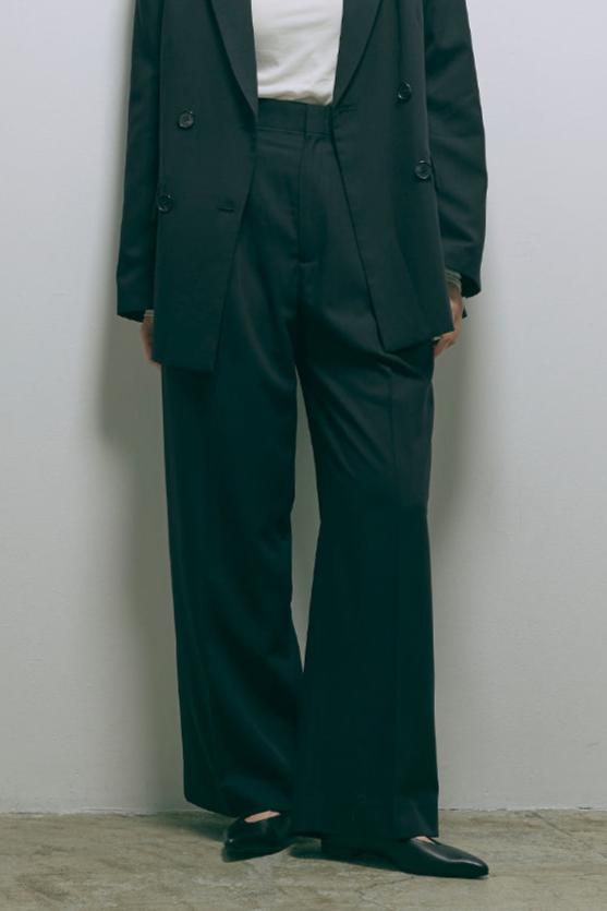 【Set Up】Semi-Wide Trousers