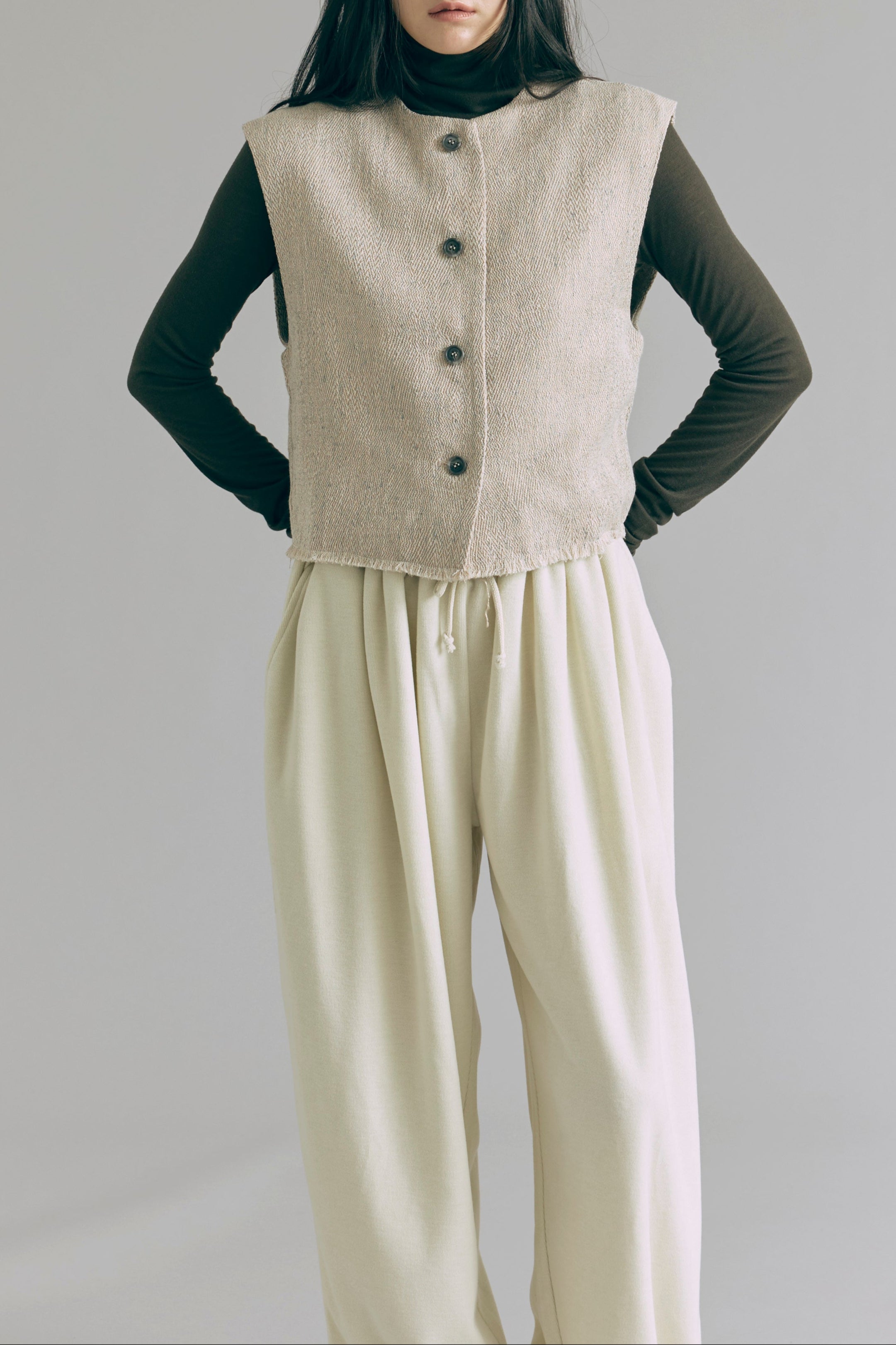 Cropped Tweed Gilet