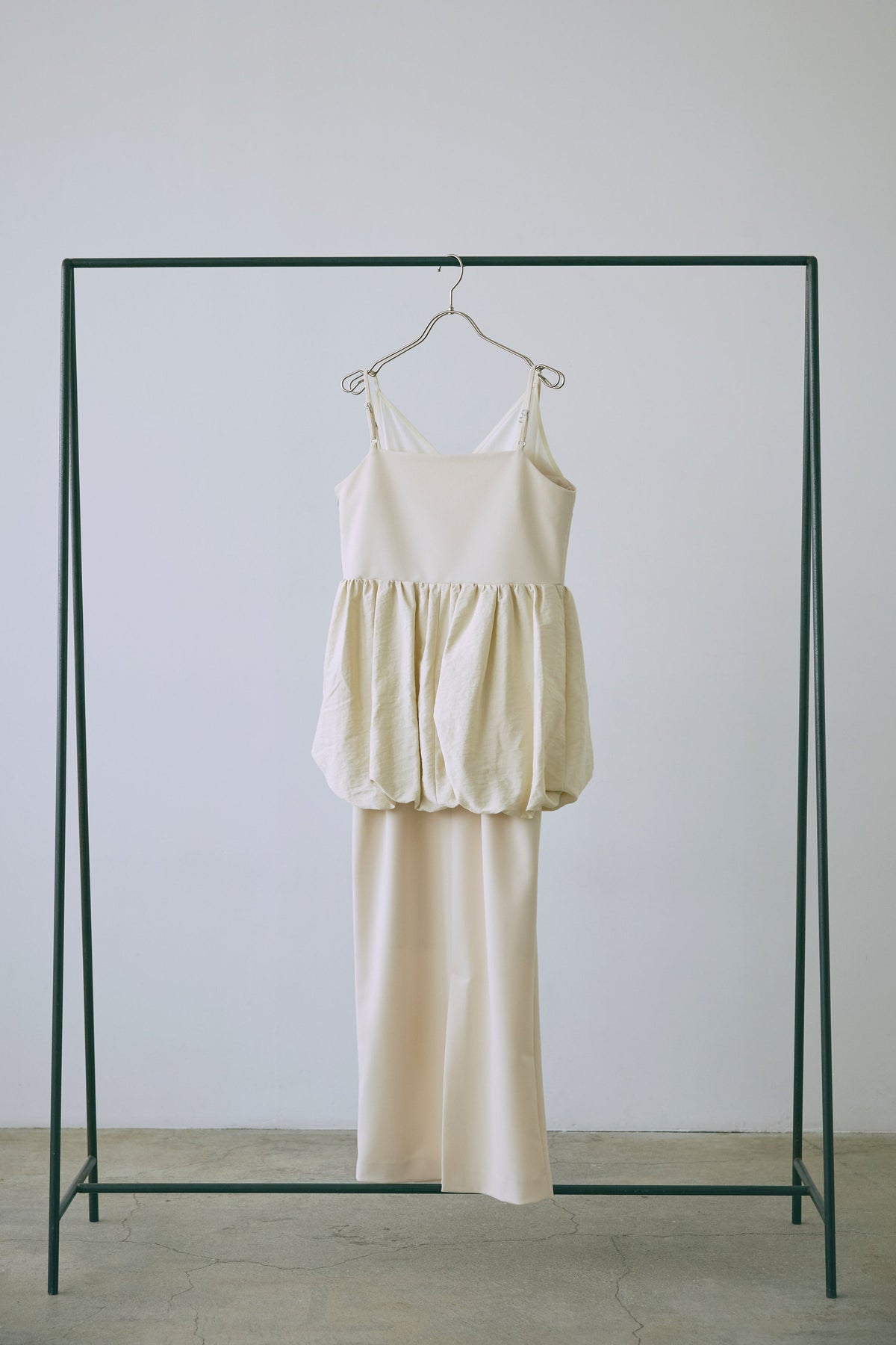 【Dress】Avant-Bloom Dress アイボリー