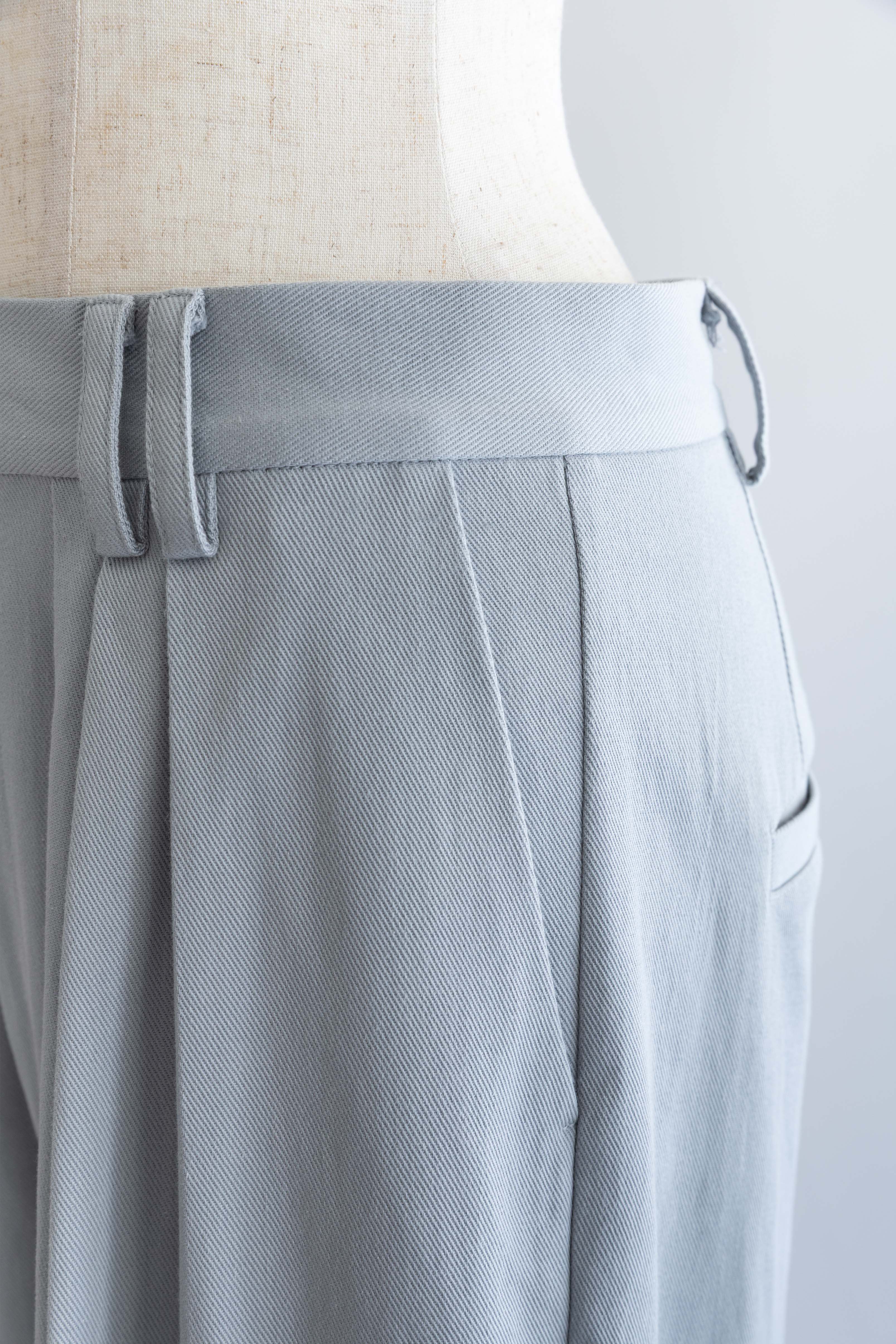 Wide Tuck Pants