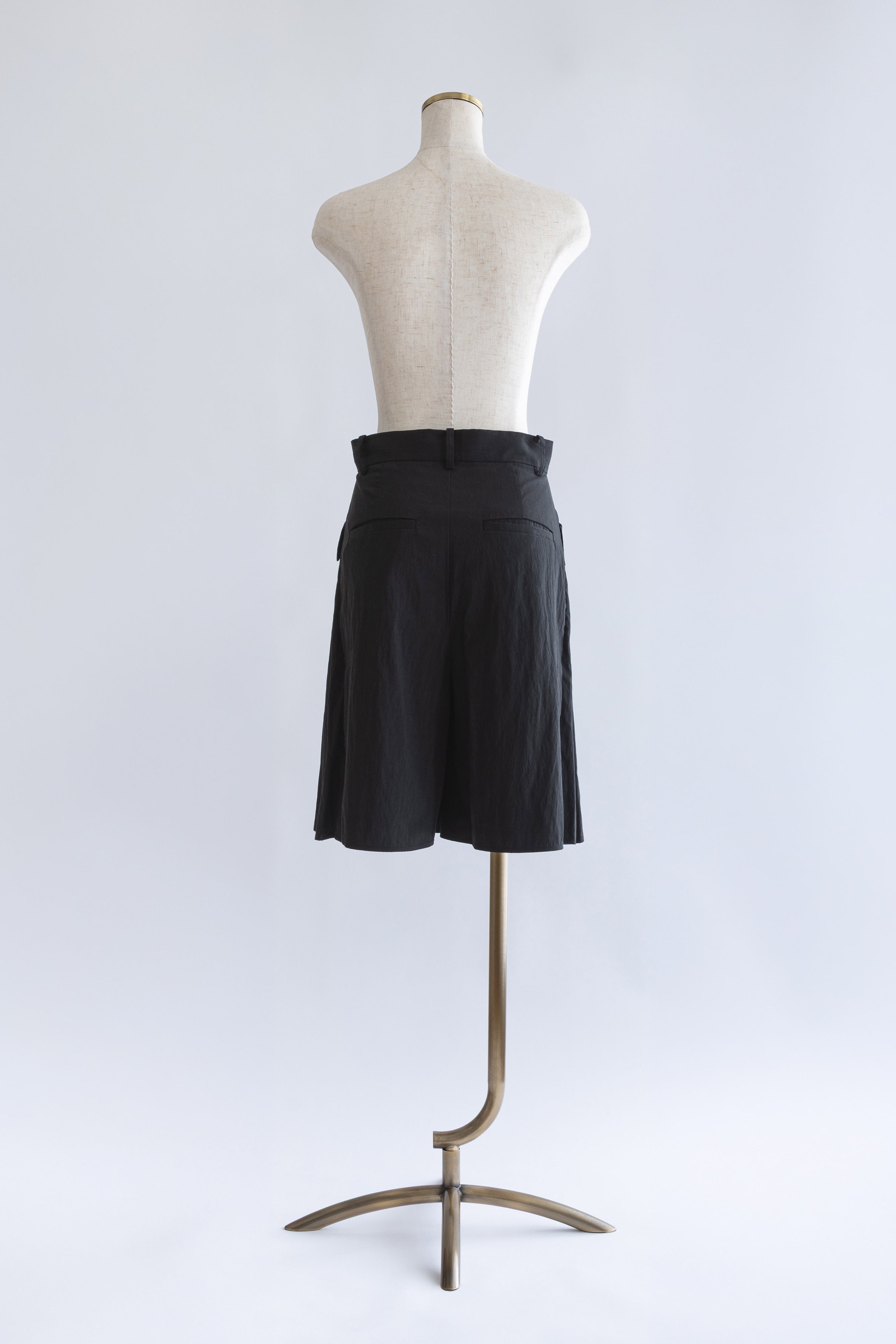 Structured Pocket Flare Shorts ブラック