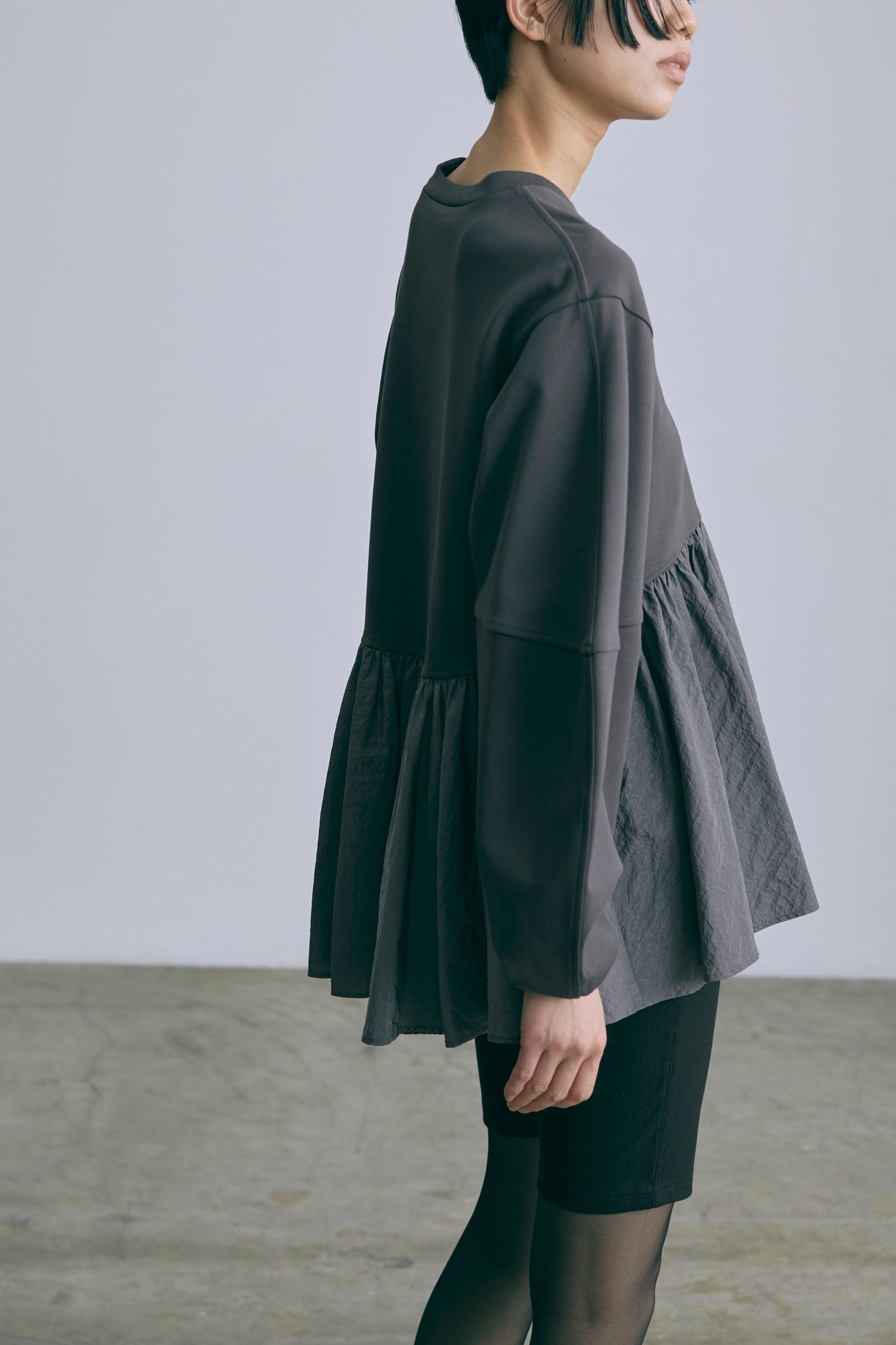 Bonding Peplum Top
