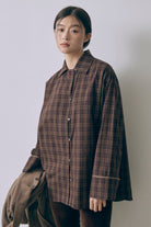 Satin Piping Checked Pajama Shirt ブラウン size:1 model:171cm YUUMIKO