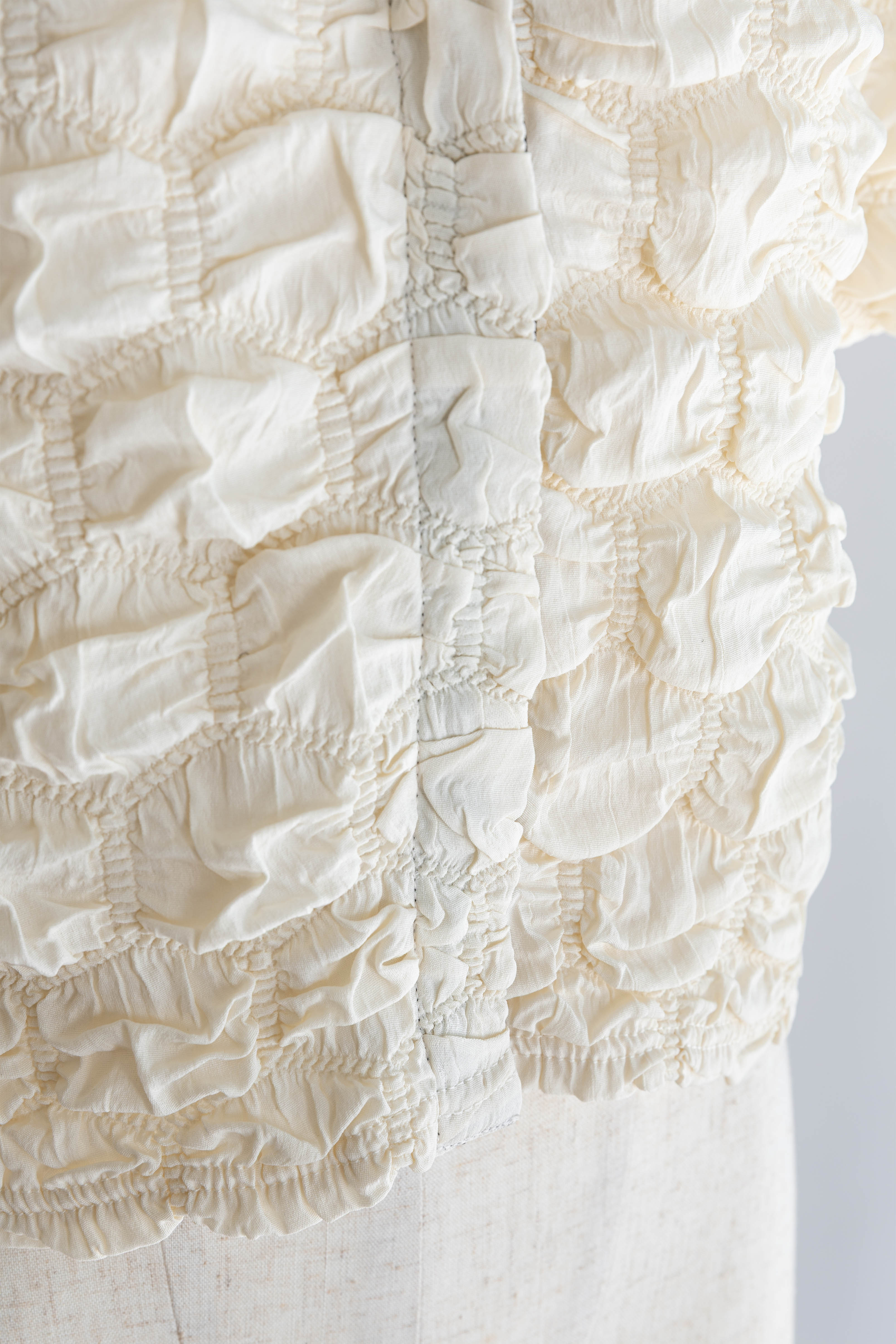 Puff Smocked Short Blouse アイボリー
