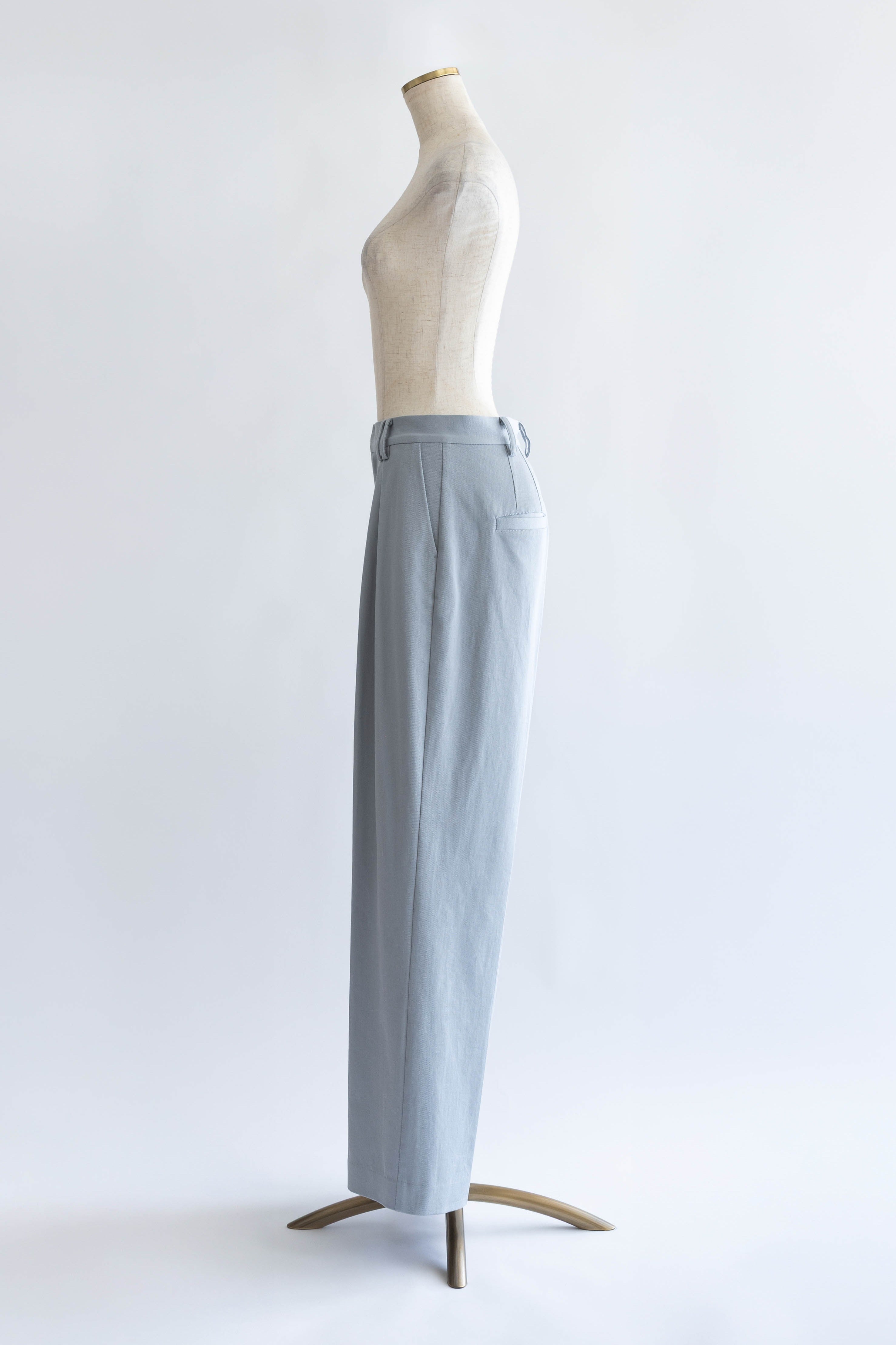 Wide Tuck Pants
