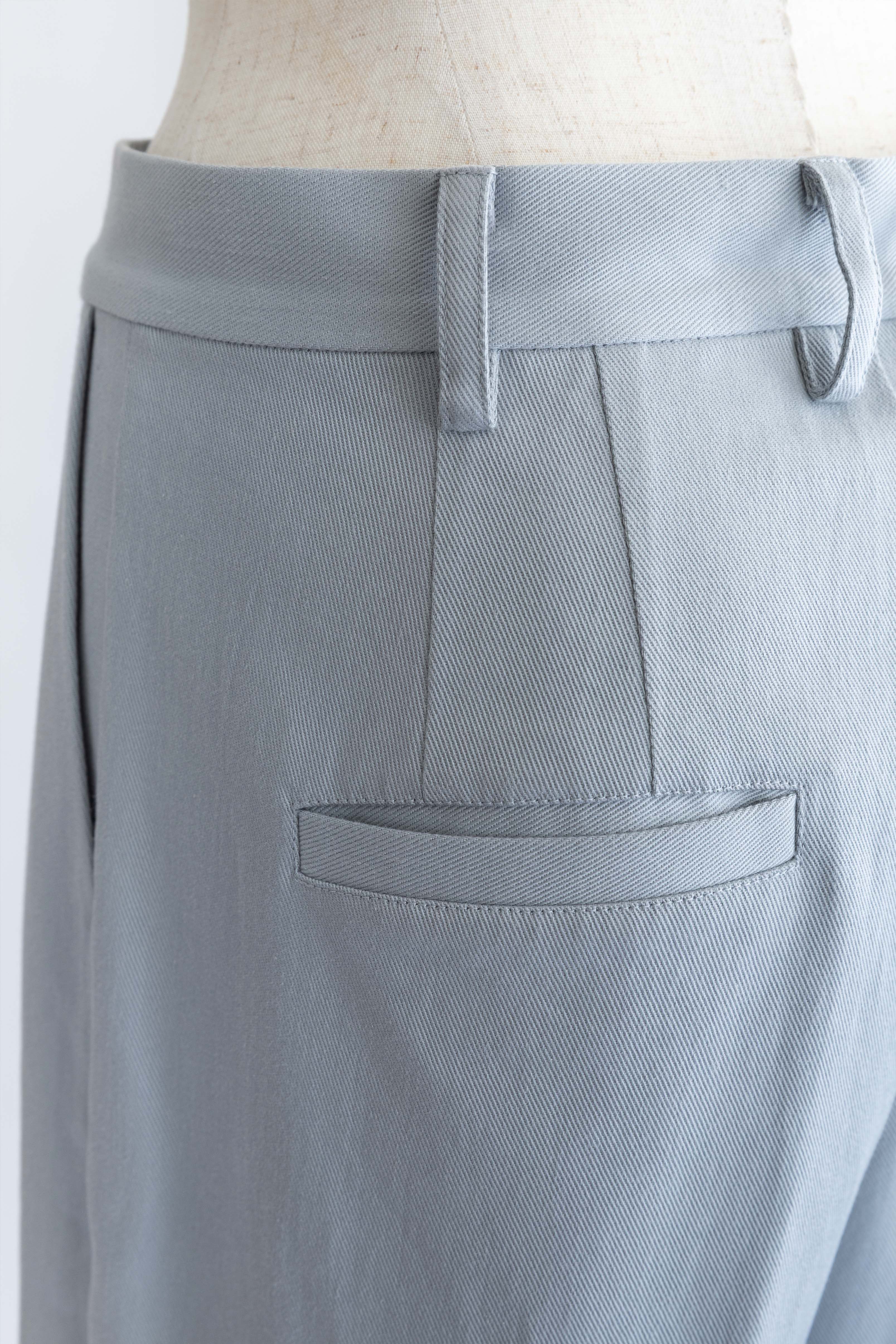 Wide Tuck Pants