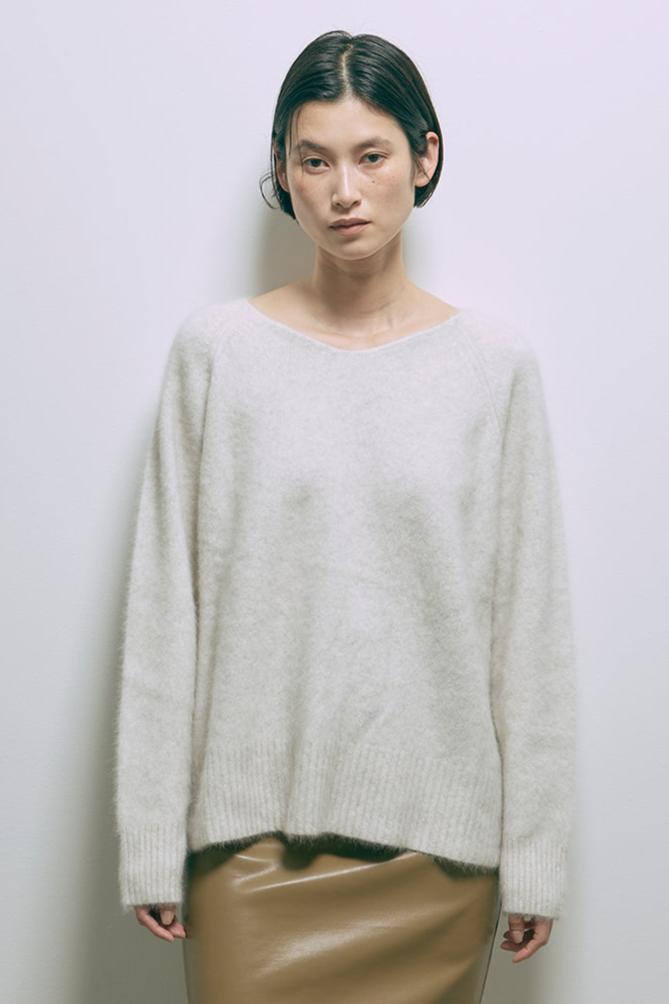 Vneck Fox Over Knit