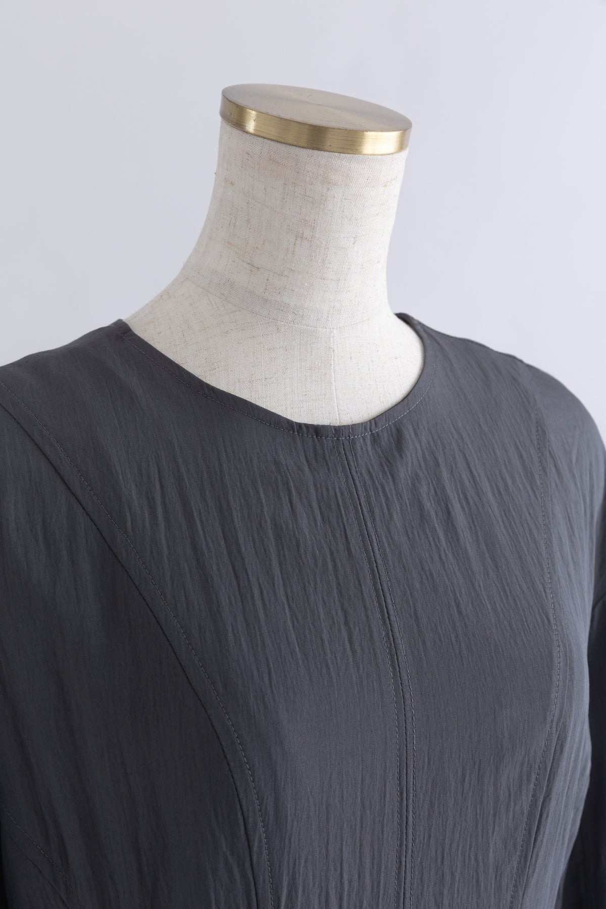 Volume Sleeve Soft Flare Dress チャコール